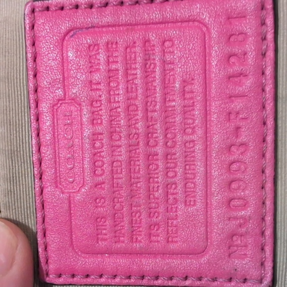 Vintage Coach Pink Canvas And Patent Leather Purse - Picture 10 of 12